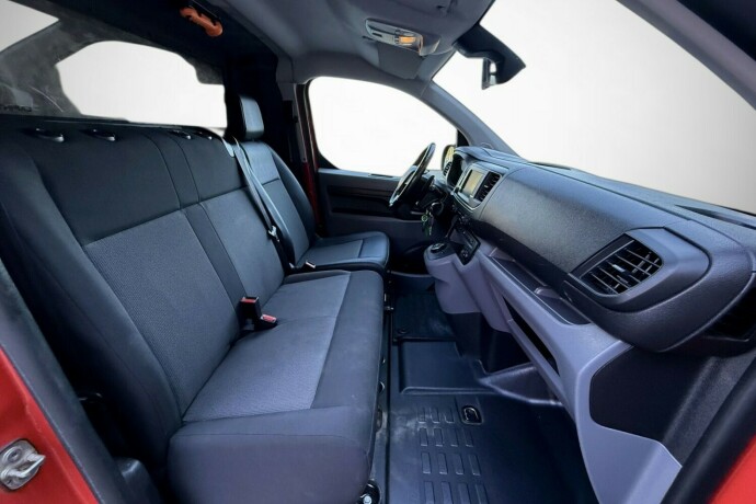 peugeot-expert-diesel-2020-big-15