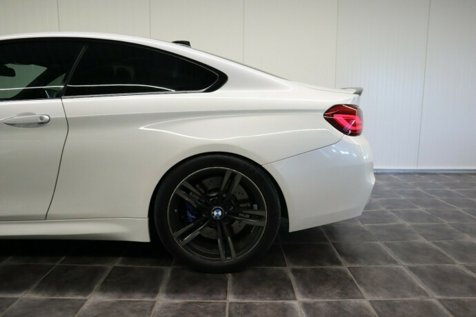 bmw-m4-bensin-2015-big-5