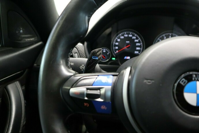 bmw-m4-bensin-2015-big-28
