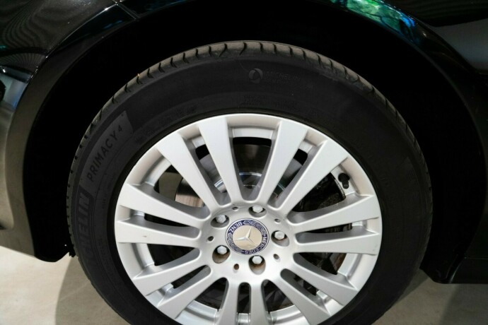 mercedes-benz-c-klasse-diesel-2012-big-13