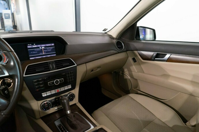 mercedes-benz-c-klasse-diesel-2012-big-9