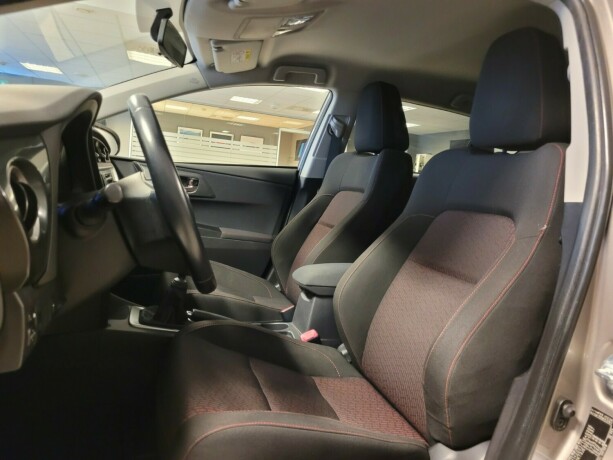 toyota-auris-bensin-2014-big-21