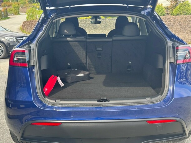 tesla-model-y-elektrisitet-2021-big-6