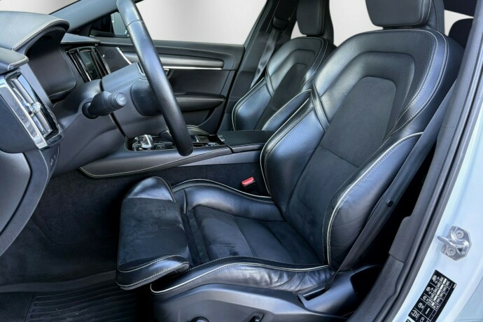 volvo-v90-elektrisitetbensin-2019-big-29