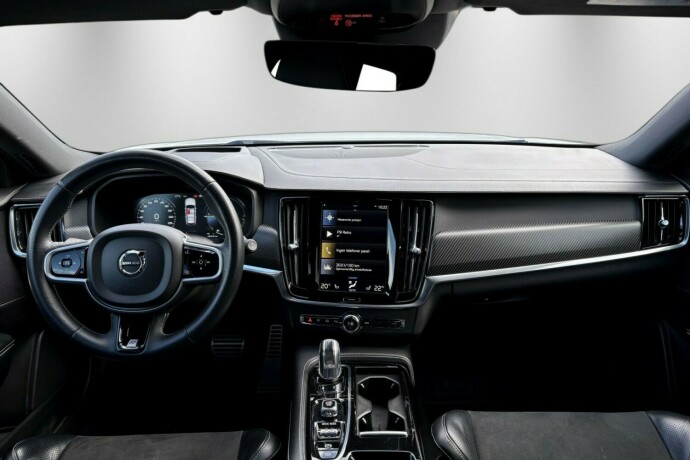 volvo-v90-elektrisitetbensin-2019-big-17