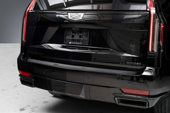 cadillac-escalade-diesel-2023-big-10