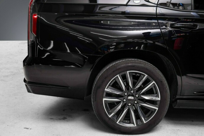 cadillac-escalade-diesel-2023-big-11