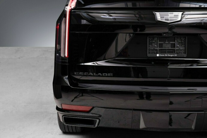 cadillac-escalade-diesel-2023-big-13