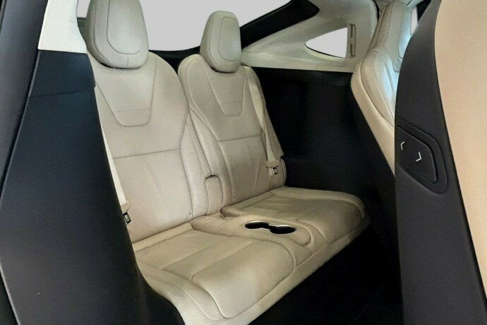 tesla-model-x-elektrisitet-2017-big-11