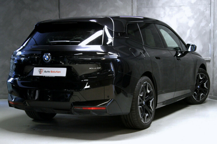 bmw-ix-xdrive-50-elektrisitet-2022-big-1