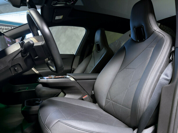 bmw-ix-xdrive-50-elektrisitet-2022-big-3