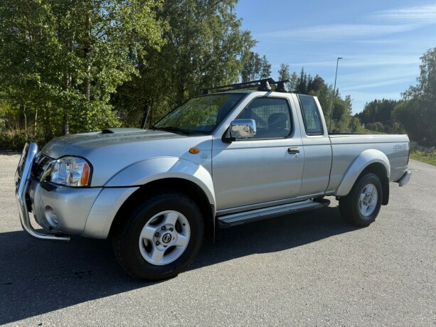 nissan-king-cab-diesel-2006-big-6