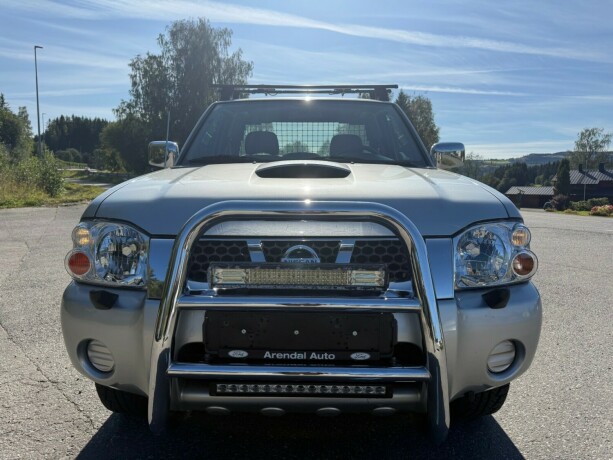 nissan-king-cab-diesel-2006-big-7