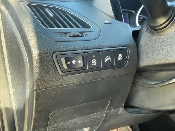 hyundai-ix35-diesel-2012-big-14