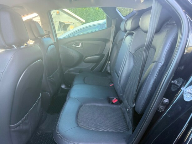 hyundai-ix35-diesel-2012-big-21