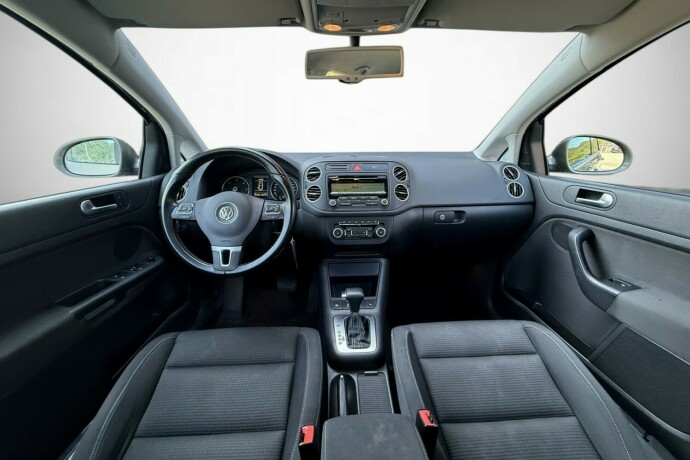 volkswagen-golf-plus-diesel-2010-big-31