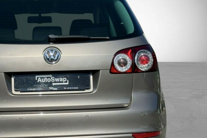 volkswagen-golf-plus-diesel-2010-big-11