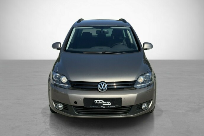 volkswagen-golf-plus-diesel-2010-big-4