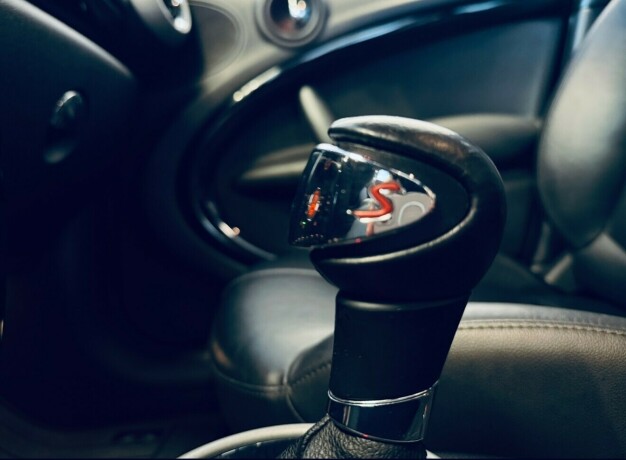 mini-countryman-diesel-2012-big-18