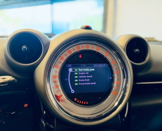 mini-countryman-diesel-2012-big-22