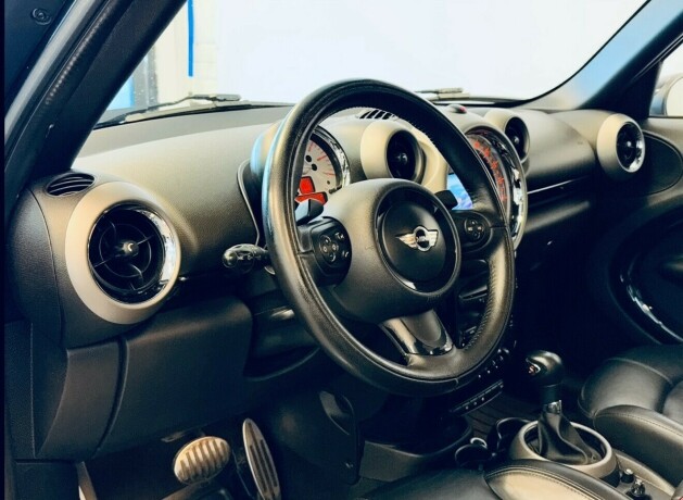 mini-countryman-diesel-2012-big-8