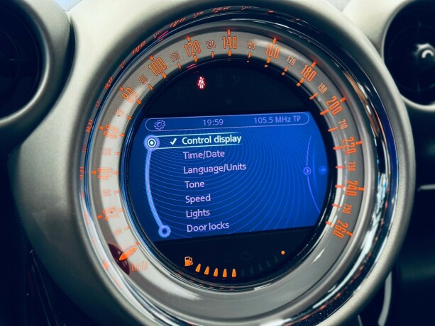 mini-countryman-diesel-2012-big-27