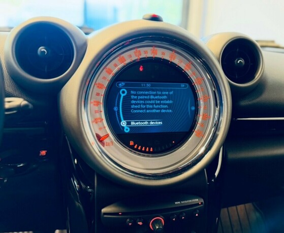 mini-countryman-diesel-2012-big-23