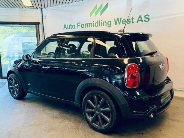 mini-countryman-diesel-2012-big-3