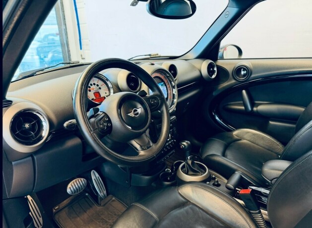 mini-countryman-diesel-2012-big-9