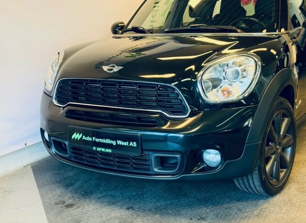mini-countryman-diesel-2012-big-2