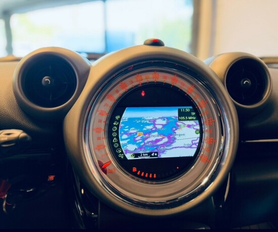 mini-countryman-diesel-2012-big-21