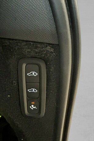volvo-xc-90-elektrisitetbensin-2020-big-16