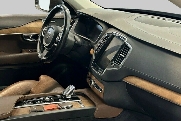 volvo-xc-90-elektrisitetbensin-2020-big-10