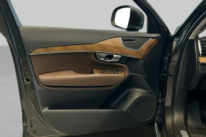 volvo-xc-90-elektrisitetbensin-2020-big-7