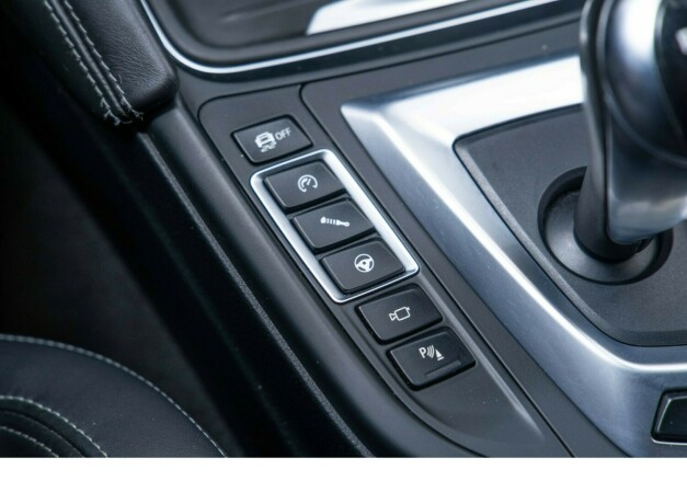 bmw-m3-bensin-2014-big-24