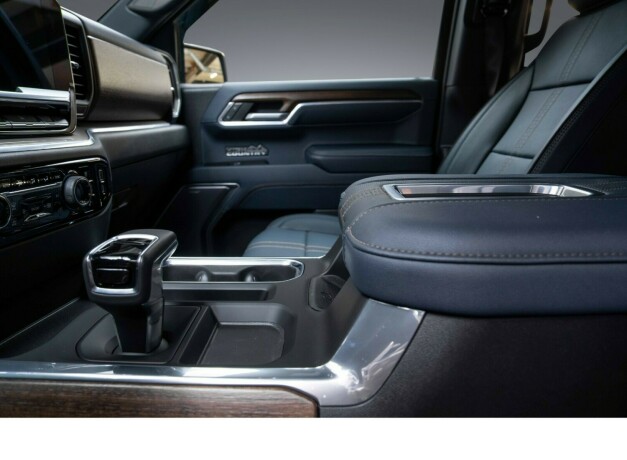 chevrolet-silverado-diesel-2023-big-34