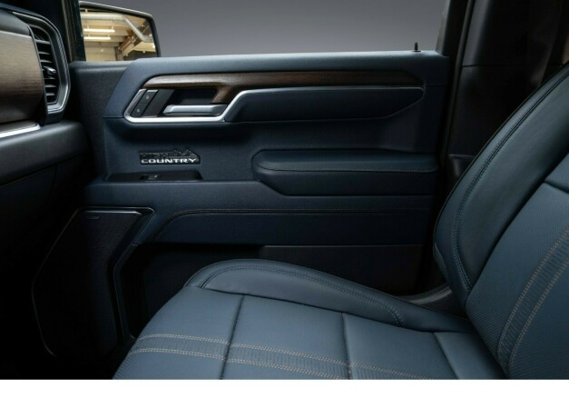 chevrolet-silverado-diesel-2023-big-35