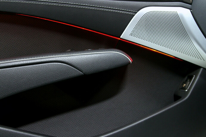 mercedes-benz-sl-bensin-2014-big-39