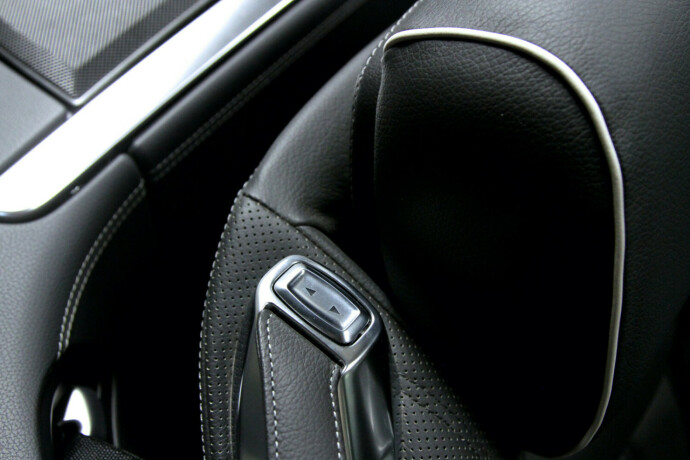 mercedes-benz-sl-bensin-2014-big-9