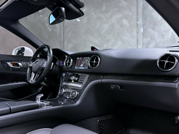 mercedes-benz-sl-bensin-2014-big-11