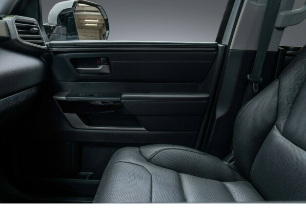 toyota-tundra-elektrisitetbensin-2022-big-30