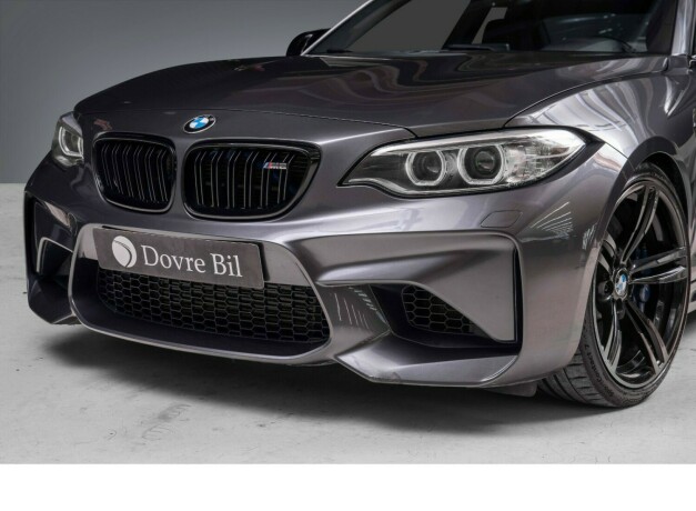 bmw-m2-bensin-2017-big-1