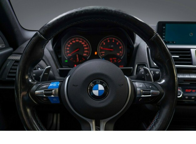 bmw-m2-bensin-2017-big-16