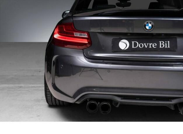 bmw-m2-bensin-2017-big-14