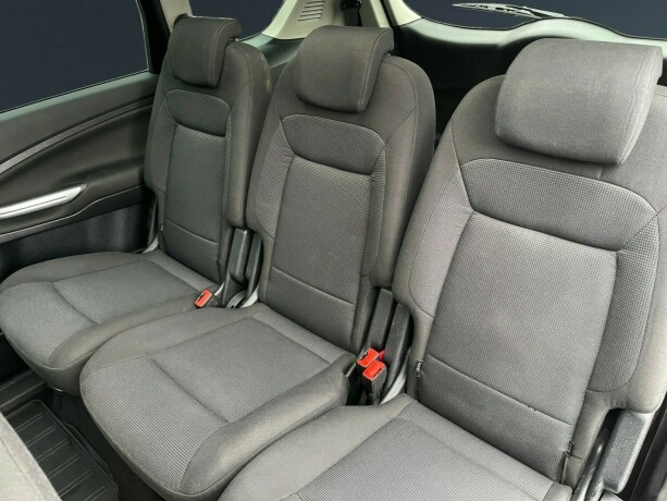 ford-s-max-diesel-2008-big-13