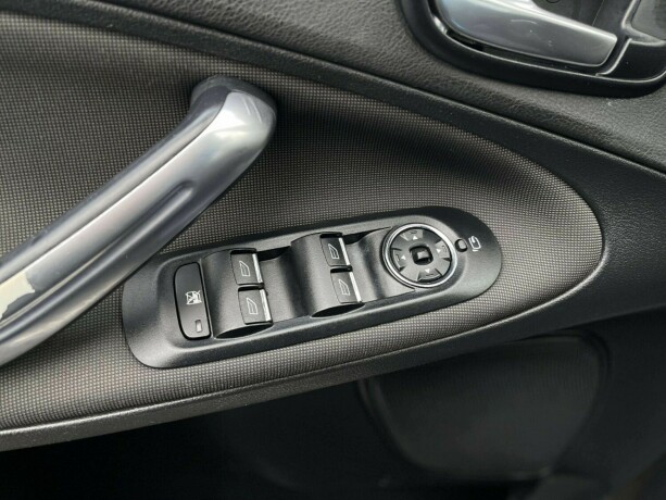 ford-s-max-diesel-2008-big-24