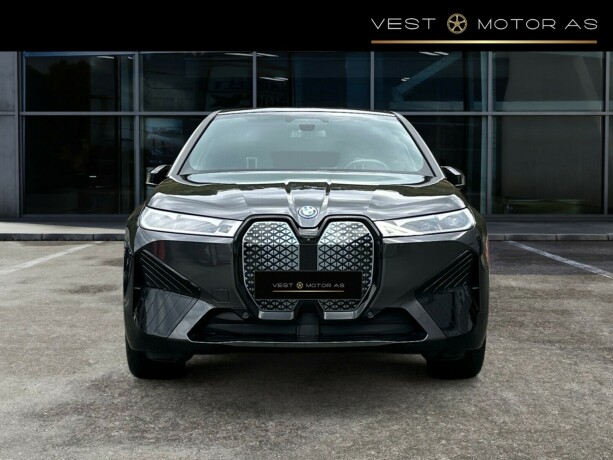 bmw-ix-xdrive-40-elektrisitet-2022-big-1