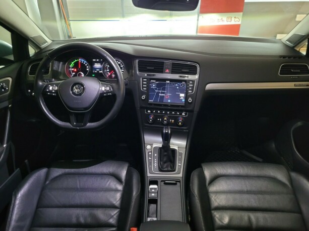 volkswagen-golf-elektrisitet-2017-big-32