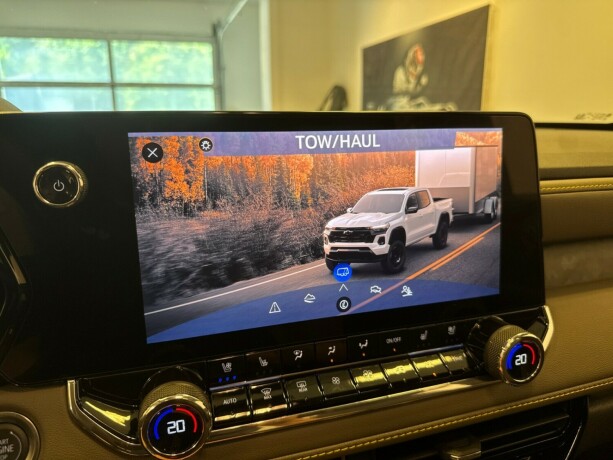 chevrolet-colorado-bensin-2025-big-28