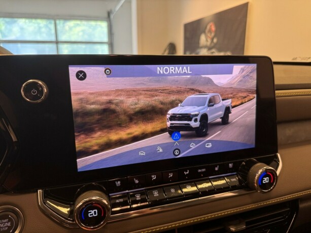 chevrolet-colorado-bensin-2025-big-25